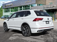 Experience the refined driving dynamics and versatile functionality of this 2024 Volkswagen Tiguan H... (image 2)