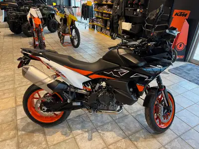 2.99% APR FOR 60 MONTHS OR $1250 OFF OFFER GOOD TILL APRIL 30 2025 Engine Type: Parallel Twin Displa...