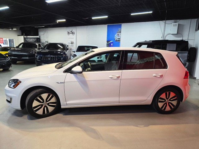 2015 Volkswagen Golf in Cars & Trucks in Oakville / Halton Region - Image 4