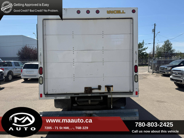 2014 Ford Econoline Cutaway E-450 Cube Van 16 FT in Cars & Trucks in Edmonton - Image 4