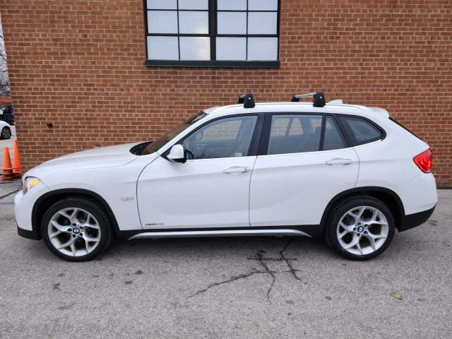2012 BMW X1 Navigation, Pano Roof, AWD 4dr 28i in Cars & Trucks in Oakville / Halton Region - Image 3