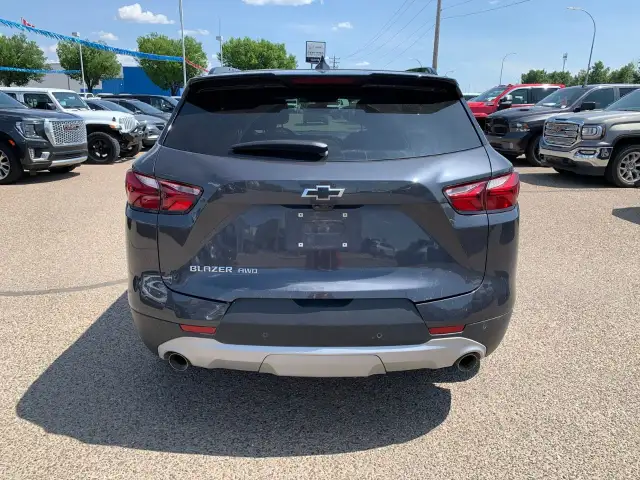 2022 Chevrolet Blazer in Cars & Trucks in Medicine Hat - Image 7