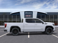 4WD Crew Cab 147" Elevation Engine: 8 Cylinder Engine (image 4)