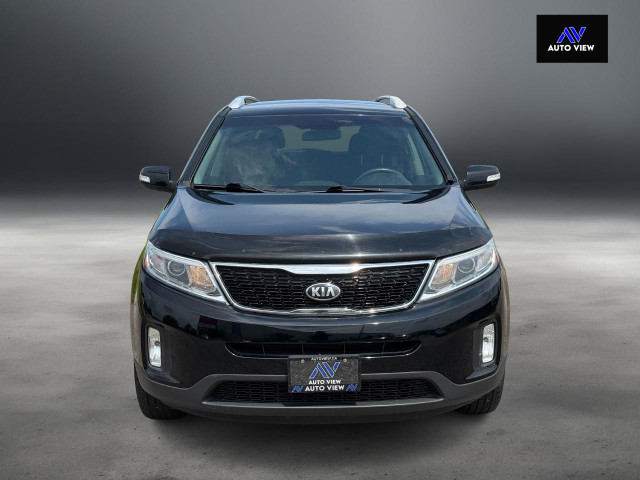 2015 Kia Sorento LX **VERY WELL SERVICED** in Cars & Trucks in Hamilton - Image 2