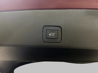 Check out this vehicle's pictures, features, options and specs, and let us know if you have any ques... (image 9)