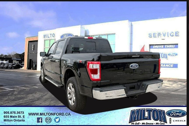 2023 Ford F-150 Lariat 502A - HYBRID ENGINE - TWIN PANNEL MOONRO in Cars & Trucks in Oakville / Halton Region - Image 4