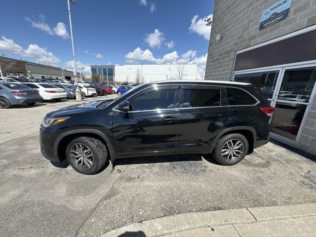 2018 Toyota Highlander XLE in Cars & Trucks in Mississauga / Peel Region - Image 3