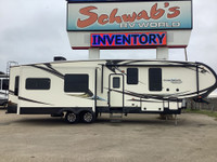 2014 Brookstone 355RL...Fifth Wheel....Perfect Size