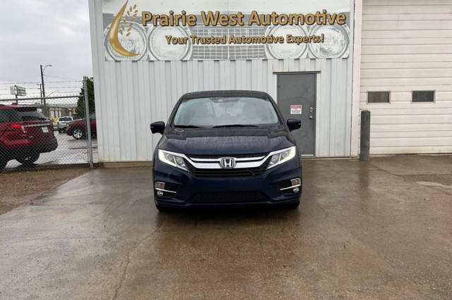 2018 Honda Odyssey 7 Seat Passenger - No Accident in Cars & Trucks in Saskatoon - Image 3