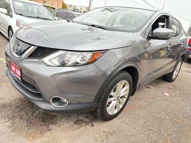 2019 Nissan Qashqai SV AWD | Back-up Cam! | Sun-roof! | Heated S in Cars & Trucks in Mississauga / Peel Region