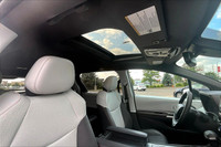 FINANCE OR LEASE PURCHASE PRICE: $64000 + HST + Finance/Lease Fee + Licensing CASH PRICE: $66000 + H... (image 9)