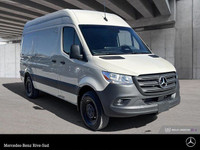 Mercedes-Benz Rive-Sud, la destination Mercedes-Benz par excellence. Bienvenue en première classe. D... (image 6)