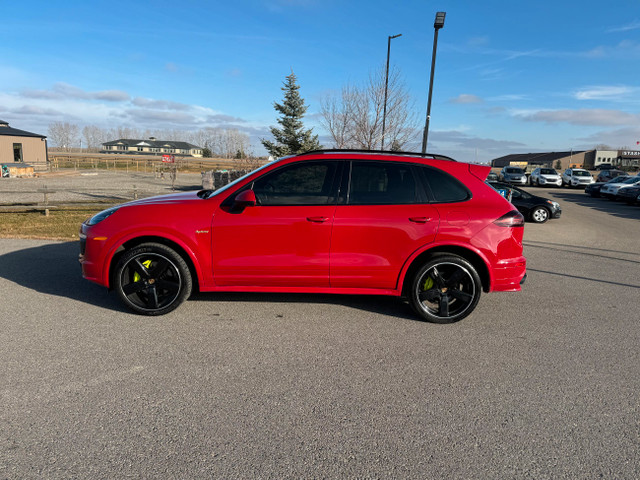2016 Porsche Cayenne S E-Hybrid  AWD in Cars & Trucks in Calgary - Image 3
