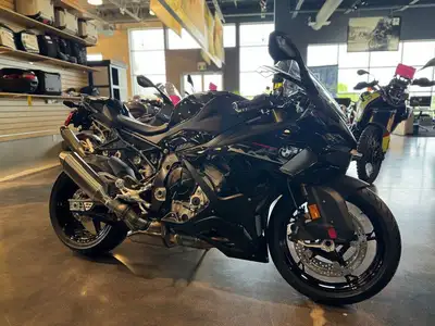 Our first Black storm metallic 2025 S1000RR at Peak Powersports London! Very nicely optioned RR with...
