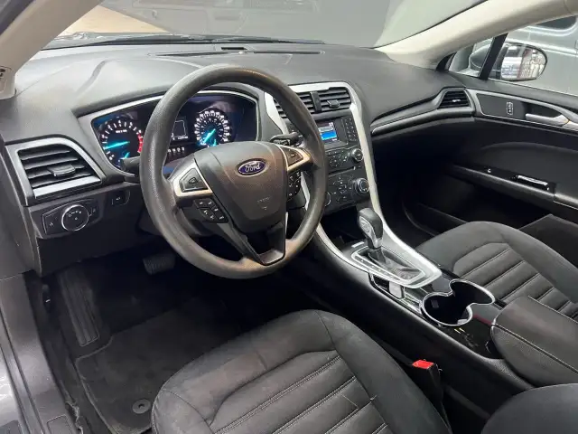2015 Ford Fusion dans Autos et camions dans Ville d’Edmonton - Image 13