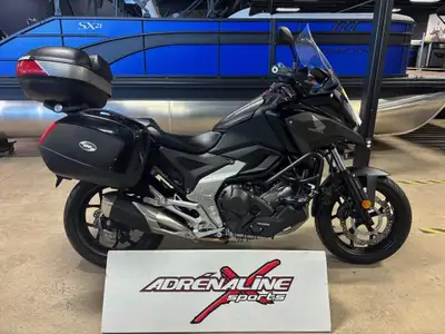 2023 Honda NC750 Découvrez la nouvelle Honda NC750 2023 d'occasion chez Adrénaline Sports Québec! -...