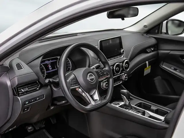 2025 Nissan Sentra SV MOONROOF in Cars & Trucks in City of Toronto - Image 12