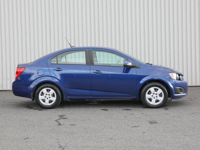 Chevrolet Sonic LS in Cars & Trucks in Longueuil / South Shore - Image 2