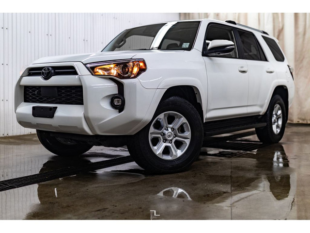 2021 Toyota 4Runner 4x4 SR5 Leather Roof BCam 7 Passenger in Cars & Trucks in Red Deer - Image 3