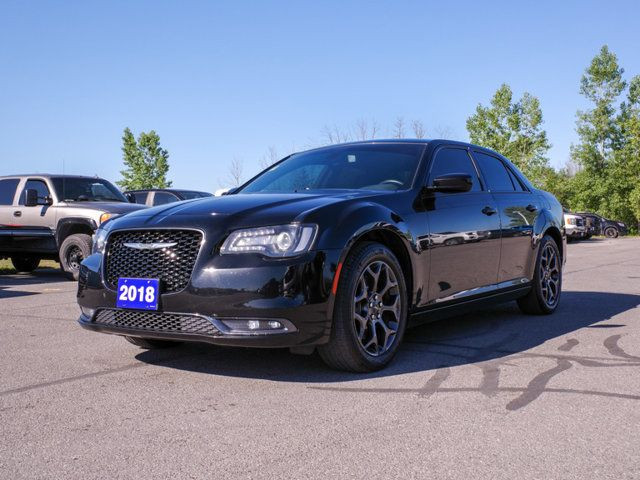 2018 Chrysler 300S - Illuminated Cupholder in Cars & Trucks in Belleville - Image 4