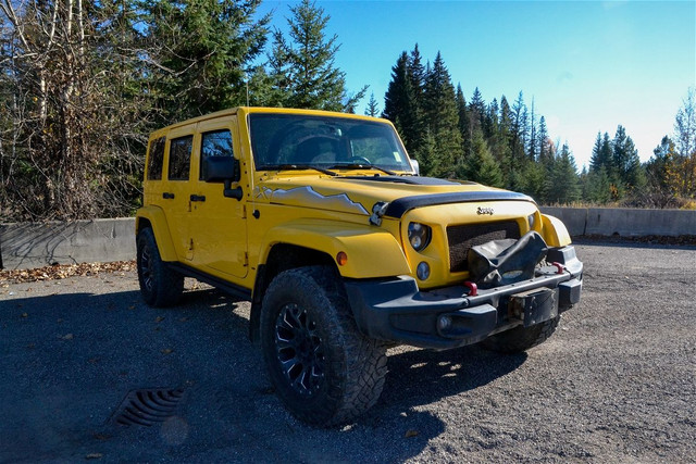 2015 JEEP WRANGLER UNLIMITED SAHARA in Cars & Trucks in Prince George