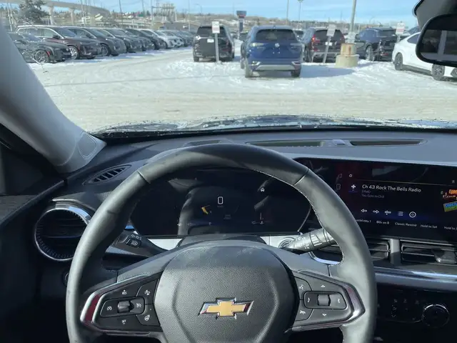 2025 Chevrolet Trax LT in Cars & Trucks in Calgary - Image 15