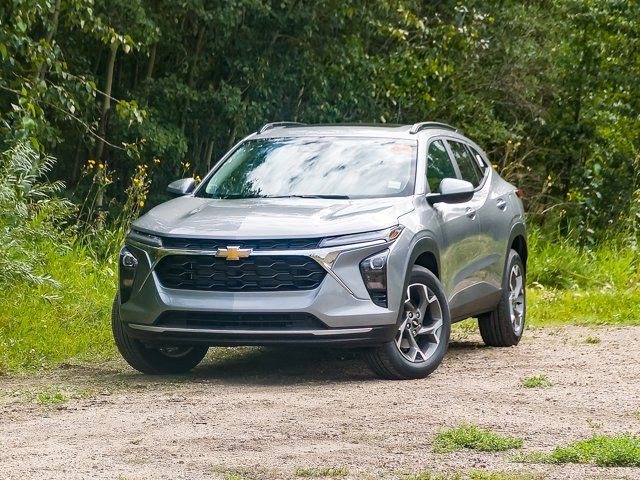 2025 Chevrolet Trax LT in Cars & Trucks in Edmonton