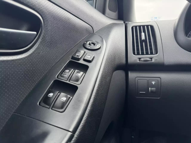 2009 HYUNDAI Elantra GLS in Cars & Trucks in Laval / North Shore - Image 4