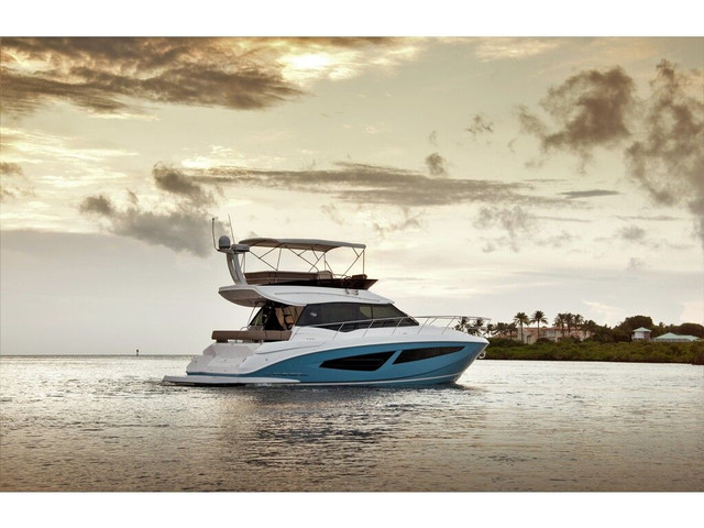  2023 Regal 42 Flybridge Sur Commande in Powerboats & Motorboats in Longueuil / South Shore - Image 4