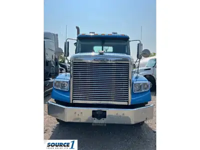 Just Landed! 2020 Freightliner SD122 207'' Wheelbase 600 HP DD16 Jakes Eaton 18 Speed Manual Transmi...