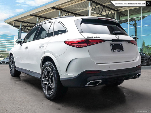 2025 Mercedes-Benz GLC 300 4MATIC SUV - Exclusive Trim - AMG lin in Cars & Trucks in Edmonton - Image 4