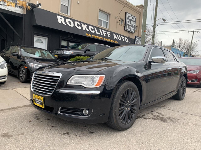 2012 Chrysler 300 Limited in Cars & Trucks in City of Toronto