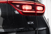 Intégration Bluetooth + Toit Ouvrant + Commandes Audio au Volant + Régulateur de Vitesse + Caméra de... (image 9)