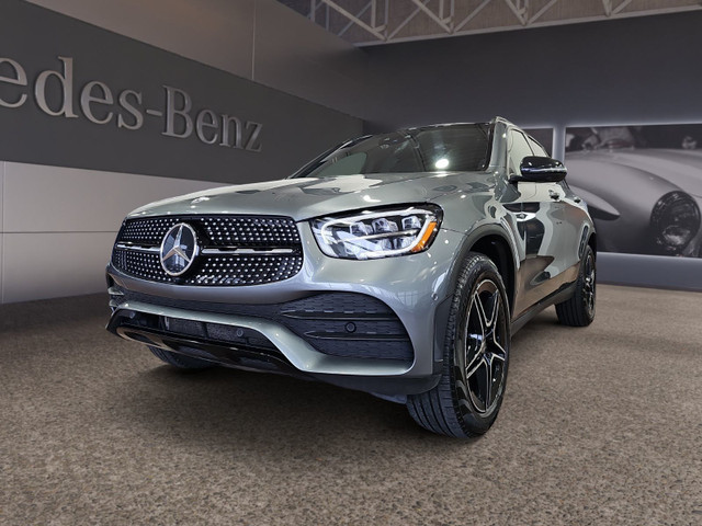 2021 Mercedes-Benz GLC GLC 300 Ensembles Nuit, Premium 1&2 in Cars & Trucks in Québec City