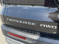 The 2025 Chevrolet Traverse LT is a versatile and stylish mid-size SUV, designed to offer a compelli... (image 6)