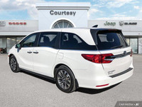 Recent Arrival! 3rd row seats: split-bench, Apple CarPlay/Android Auto, Emergency communication syst... (image 3)