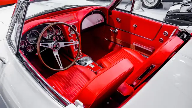 1964 Chevrolet Stringray Convertible in Classic Cars in London - Image 27