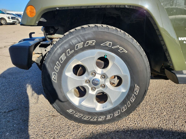  2015 Jeep WRANGLER UNLIMITED SAHARA | HEATED SEATS | ALPINE AUD in Cars & Trucks in Calgary - Image 4