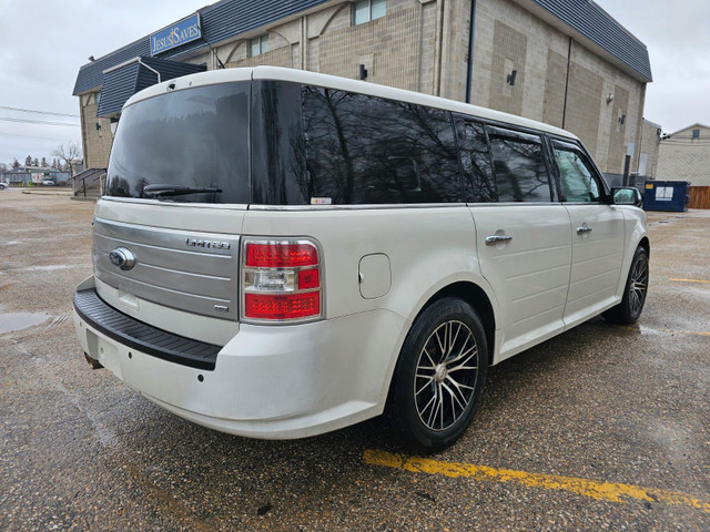 2009 Ford Flex Limited PANORAMIC ROOF, NO ACCIDENTS!!!! in Cars & Trucks in Winnipeg - Image 3