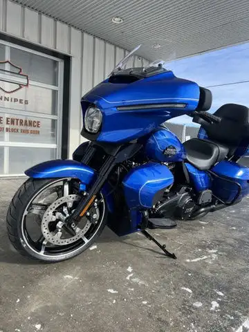 2025 Harley-Davidson FLHXU - Street Glide Ultra in Sport Touring in Winnipeg - Image 13