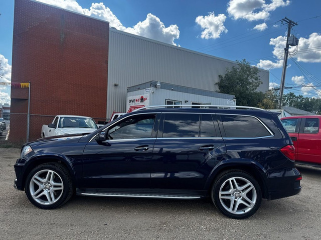 2016 Mercedes-Benz GL GL 550 - 4MATIC - 7 PASSENGER in Cars & Trucks in Edmonton - Image 2