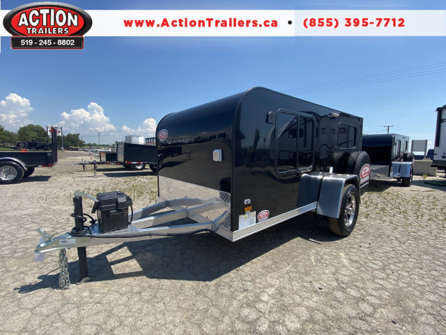 ULTIMATE LIGHT WEIGHT TRAVEL TRAILER MINI 5X10'  WITH HEAT!! in Travel Trailers & Campers in London - Image 2