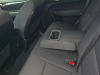 2012 Kia Sorento 178000 KM Price $7999 ON or QC Safety Included Warranty Included Carfax Included Au... (image 8)