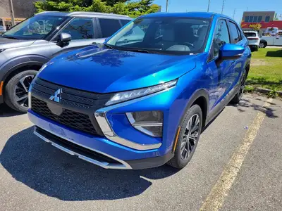 Get ready to hit the road in style with this sleek and stylish 2023 Mitsubishi Eclipse Cross SE S-AW...
