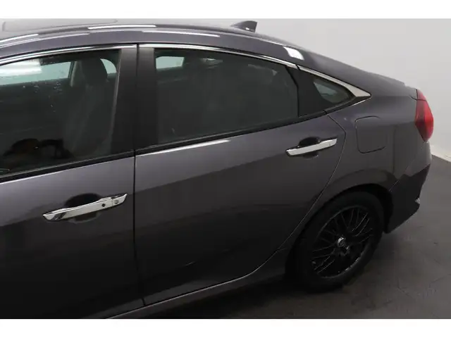 2019 Honda Civic Sedan TOURING, CUIR, DEMARREUR, TOIT, SIEGES CH in Cars & Trucks in Longueuil / South Shore - Image 5
