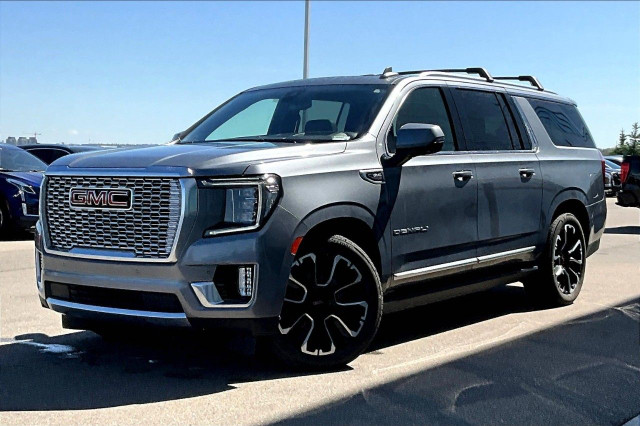 2022 GMC Yukon XL in Cars & Trucks in Calgary - Image 3