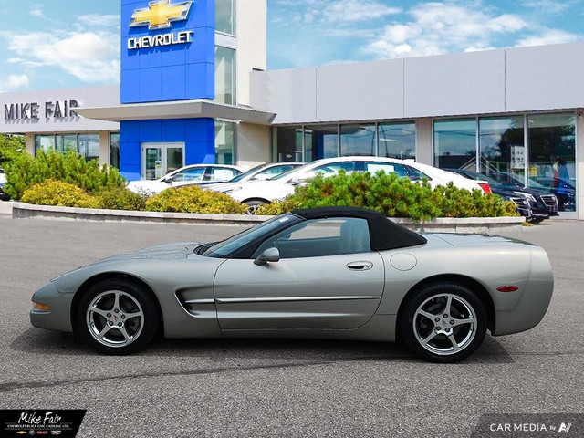 2002 Chevrolet Corvette in Cars & Trucks in Ottawa - Image 3