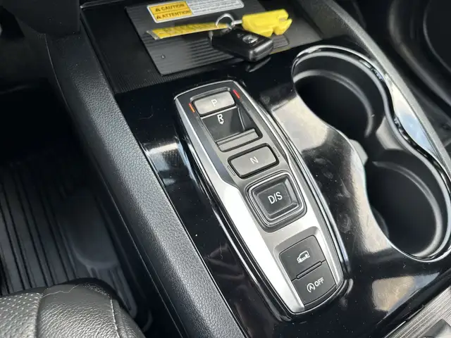 2022 Honda Pilot Touring 8P l Clean CarFax l One Owner l Local V in Cars & Trucks in Calgary - Image 21