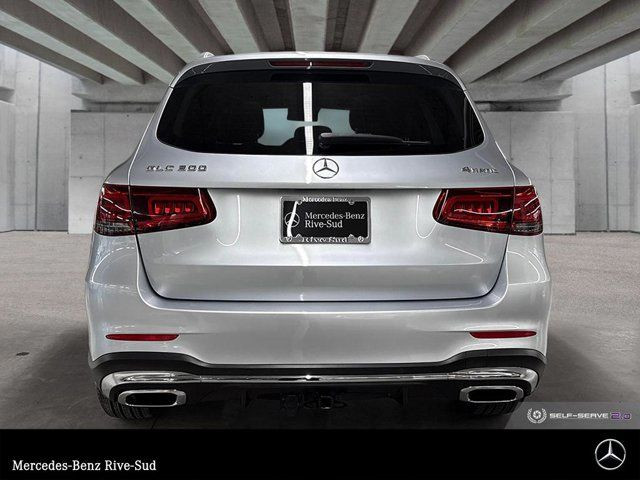 2022 Mercedes-Benz GLC 300 4MATIC SUV | Ensemble Sport in Cars & Trucks in Longueuil / South Shore - Image 4
