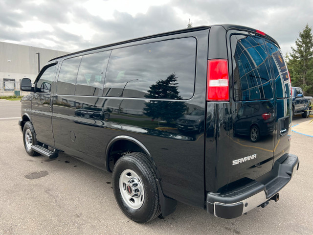 2023 GMC Savana Passenger GMC Savana LT - 12 Passenger in Cars & Trucks in Oakville / Halton Region - Image 2
